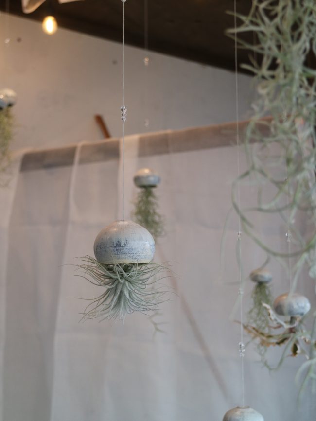 インスタレーション展示　/　Reflection – 海の月